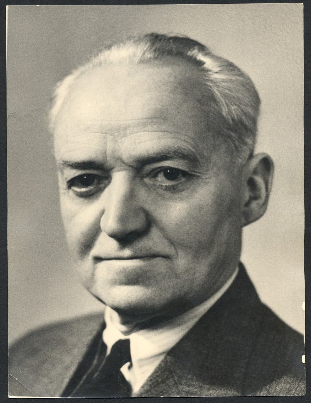 Portrait von Alfred Amonn